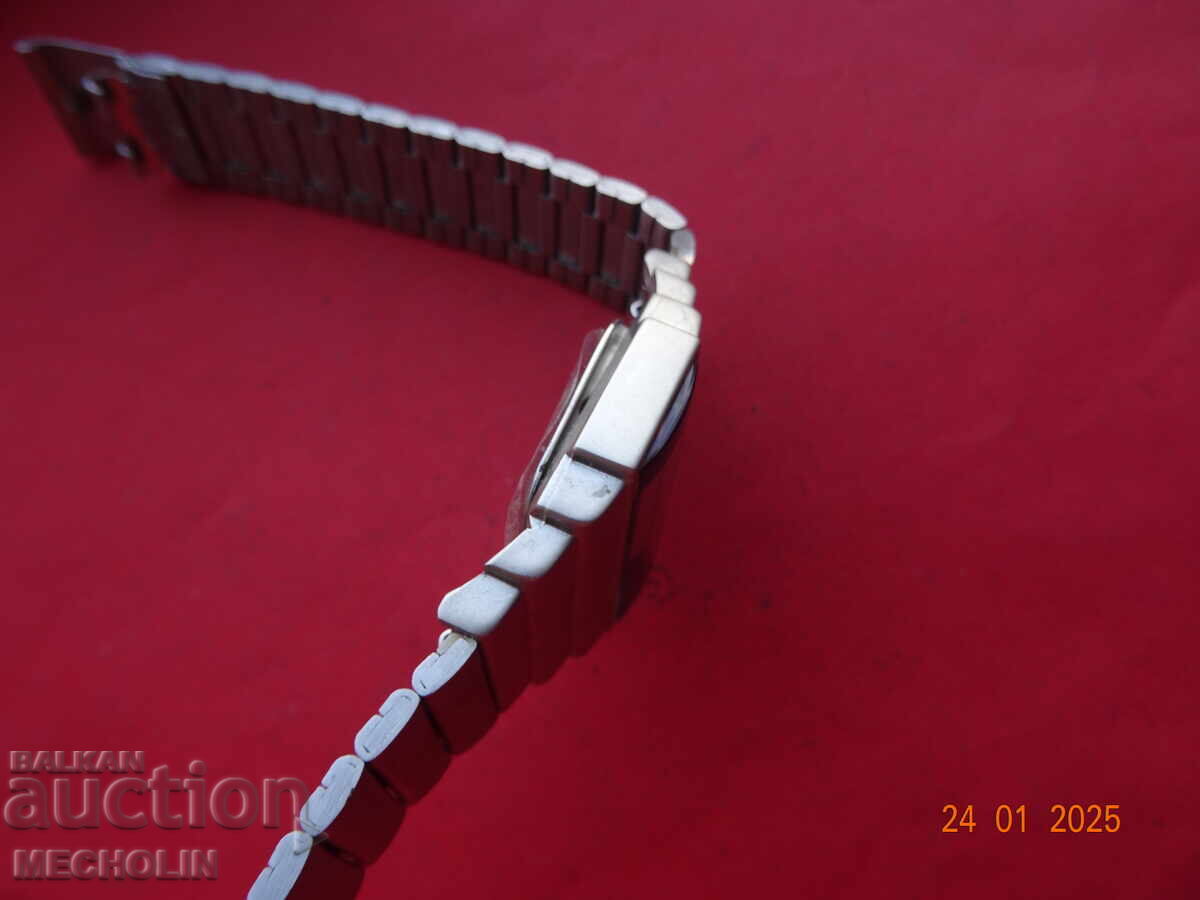 COLLECTORS' CASE WITH WATCH CHAIN WATCH HOOPS QUALITY - 7