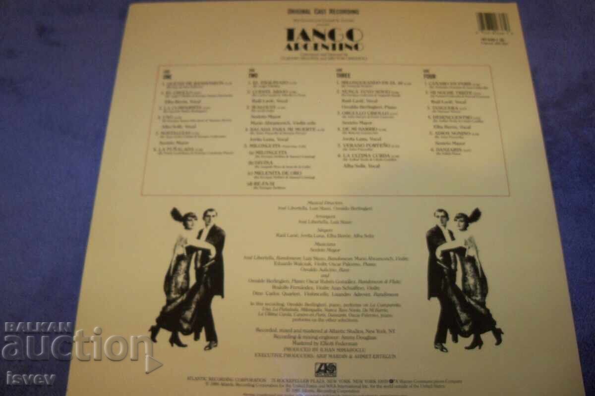 Licitație Selecție de tango argentinian, set de 2 discuri în coperta comună.