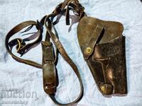 LEATHER HOLSTER FOR REVOLVER