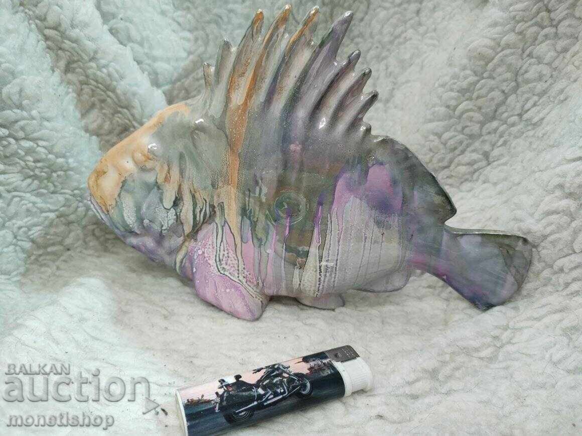 Delivery of Porcelain fish