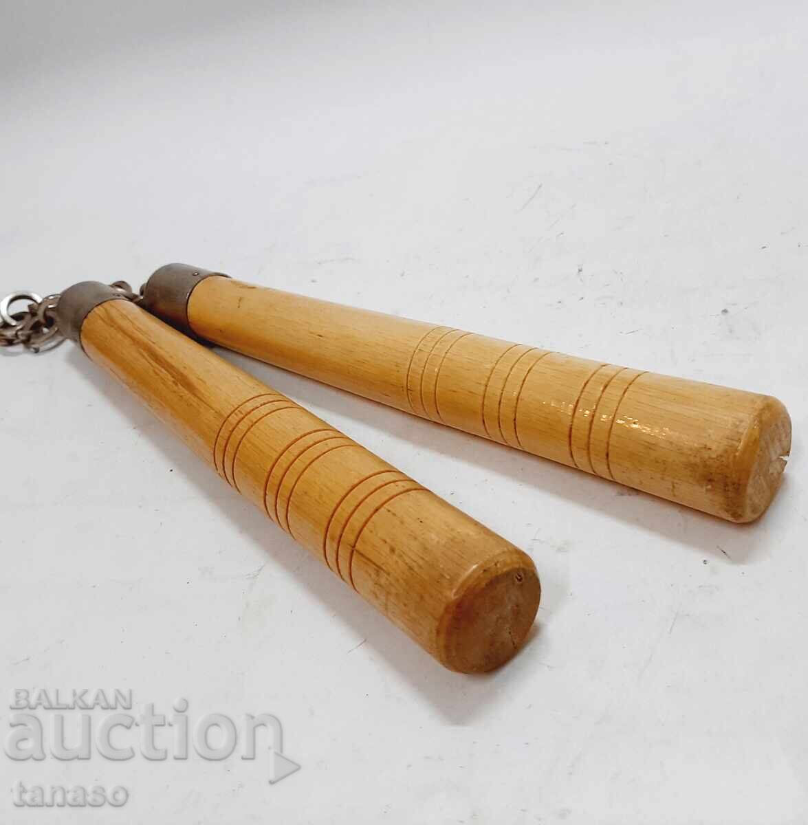 Nunchaku vechi din lemn (5,1) - 5