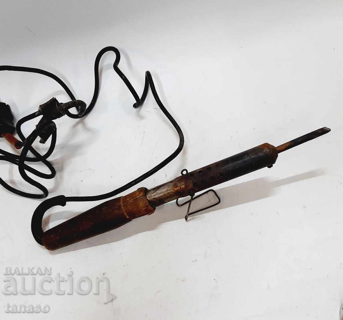 Παλιό κολλητήρι (9.3) Παλιό κολλητήρι (9.3)