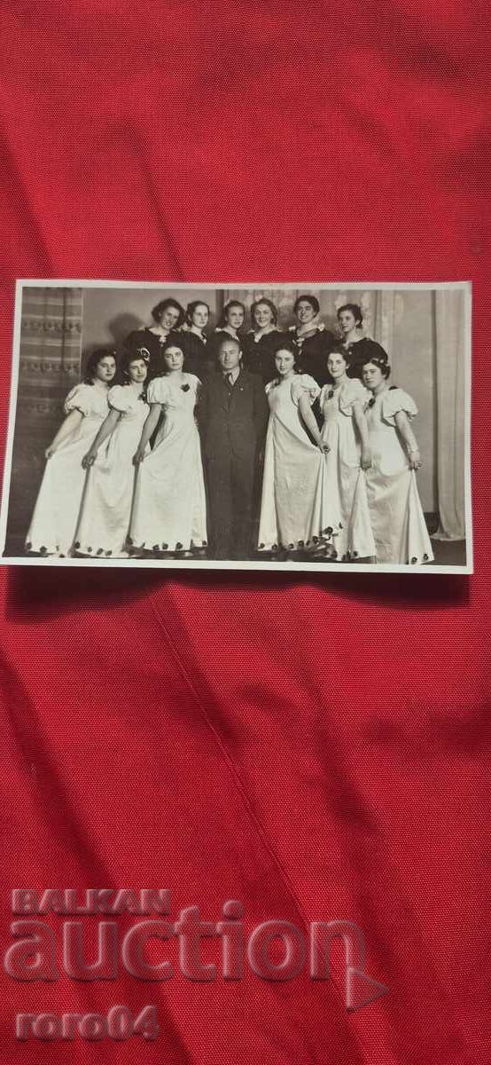 PLOVDIV - ΑΙΤΗΣΕΙΣ - ΦΩΤΟ ΠΑΥΛΟΒ PLOVDIV - ΑΙΤΗΣΕΙΣ - ΦΩΤΟ ΠΑΥΛΟΒ