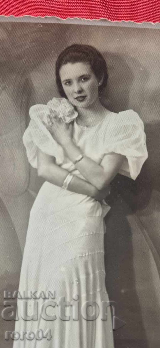 Auction  PLOVDIV - GRADUATES - PHOTO PAVLOV