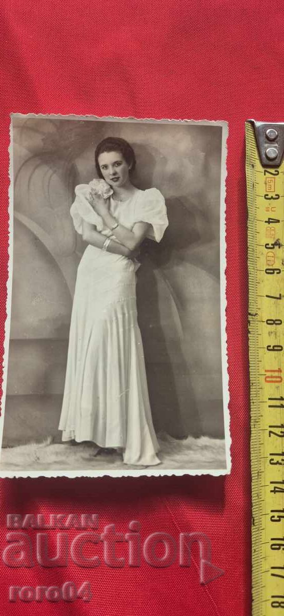 Delivery of PLOVDIV - GRADUATES - PHOTO PAVLOV