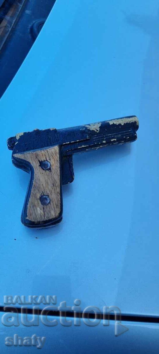 Delivery of Signal gun. Wasp Delivery of Signal gun. Wasp