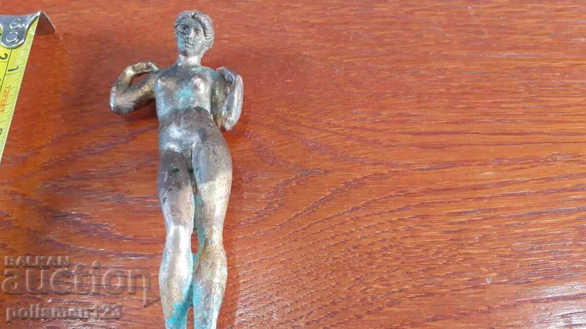 Delivery of STATUETTE