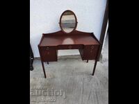 Beautiful vintage wooden chest of drawers with mirror!