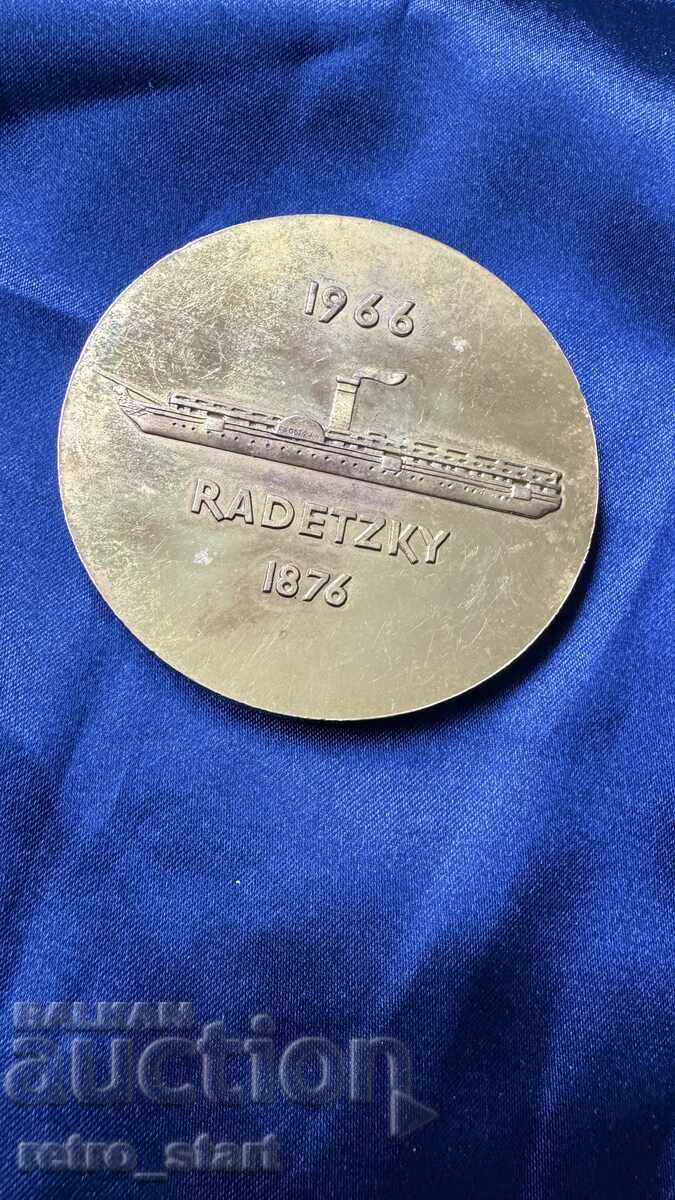 Auction Gold-plated plaque, Radetski Hristo Botev Auction Gold-plated plaque, Radetski Hristo Botev