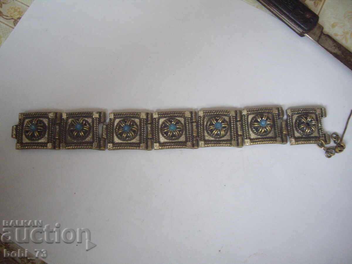 Auction Old bracelet. Auction Old bracelet.