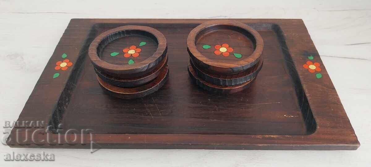 Δημοπρασία Ξύλινα σουβέρ και κύπελλα Δημοπρασία Ξύλινα σουβέρ και κύπελλα