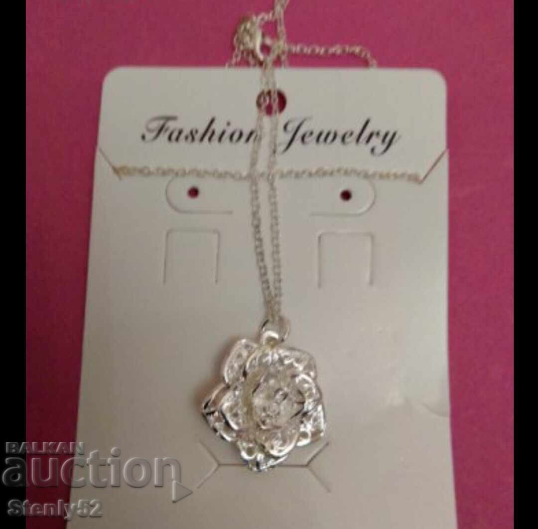 Fashion jewelry, chain necklace Fashion jewelry, chain necklace