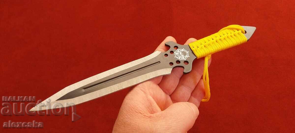 Auction Throwing knife Auction Throwing knife