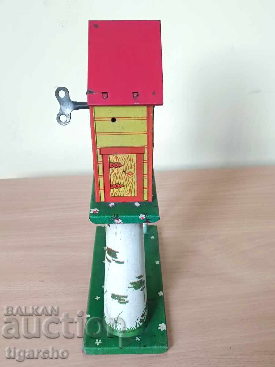 An old tin toy with price 65.00 BGN | € 33.23 An old tin toy with price 65.00 BGN | € 33.23