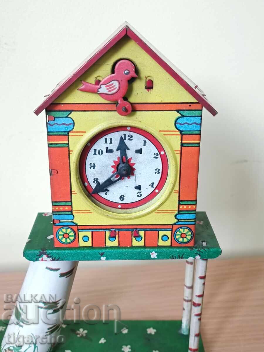 An old tin toy - 5 An old tin toy - 5