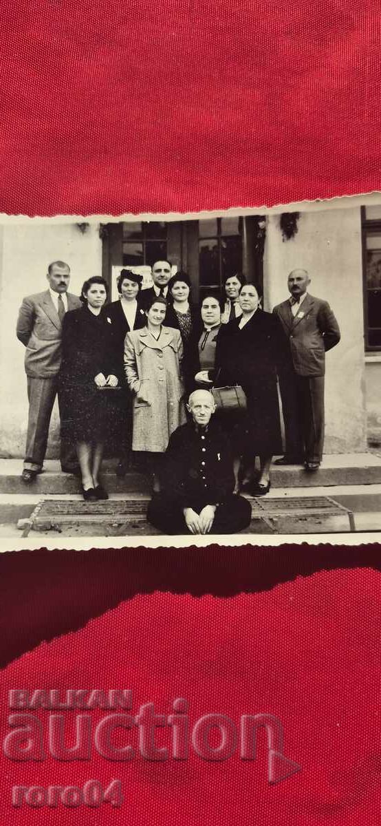 SOFIA - PHOTO - IDEAL - STOYANA HRISTOV with price 15.30 BGN | € 7.82 SOFIA - PHOTO - IDEAL - STOYANA HRISTOV with price 15.30 BGN | € 7.82