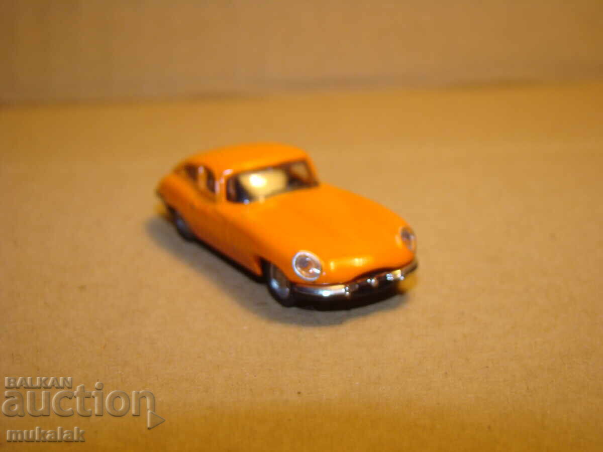 1:87 H0 HIGH SPEED JAGUAR CAR MODEL TOY with price 10.00 BGN | € 5.11