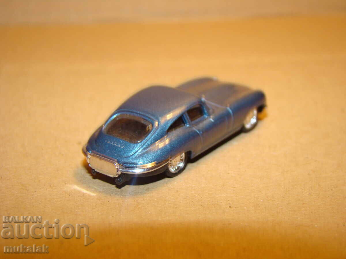Delivery of 1:87 H0 HIGH SPEED JAGUAR CAR MODEL TOY
