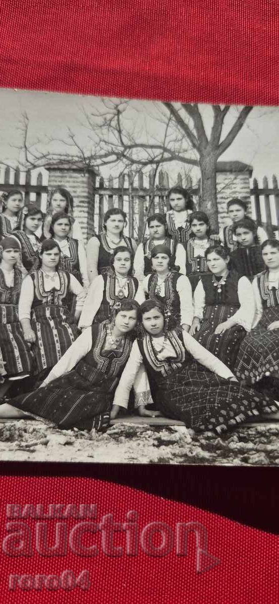 Auction COSTUMES - ATHANASIUS DAY - VILLAGE KAMENITSA Auction COSTUMES - ATHANASIUS DAY - VILLAGE KAMENITSA