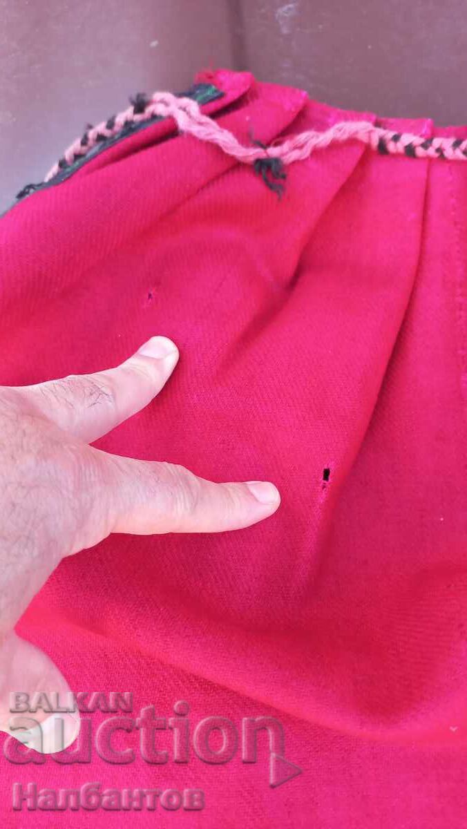 Delivery of OLD THRACIAN APRON WEAR Delivery of OLD THRACIAN APRON WEAR