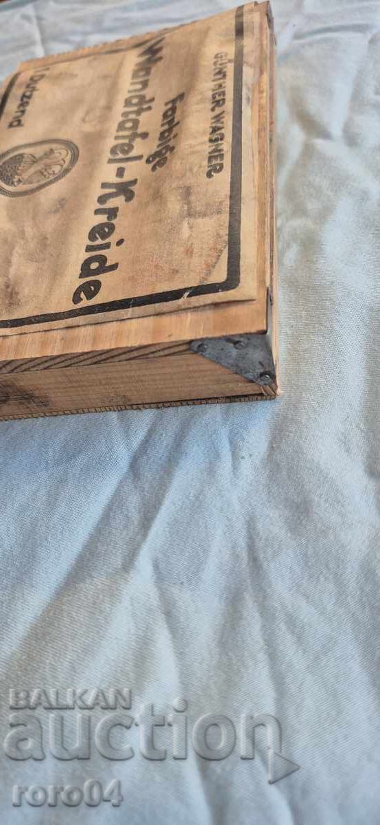 ΚΙΜΩΛΙΑ - ΞΥΛΙΝΟ ΚΟΥΤΙ - ΒΑΣΙΛΕΙΟ ΒΟΥΛΓΑΡΙΑΣ - 7