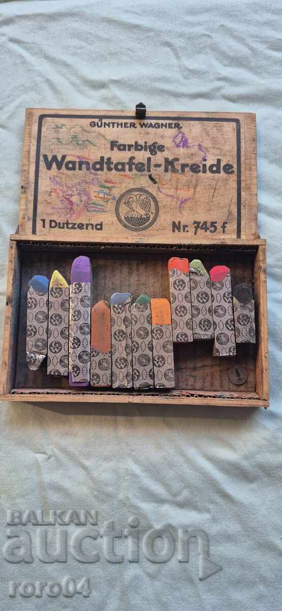 ΚΙΜΩΛΙΑ - ΞΥΛΙΝΟ ΚΟΥΤΙ - ΒΑΣΙΛΕΙΟ ΒΟΥΛΓΑΡΙΑΣ