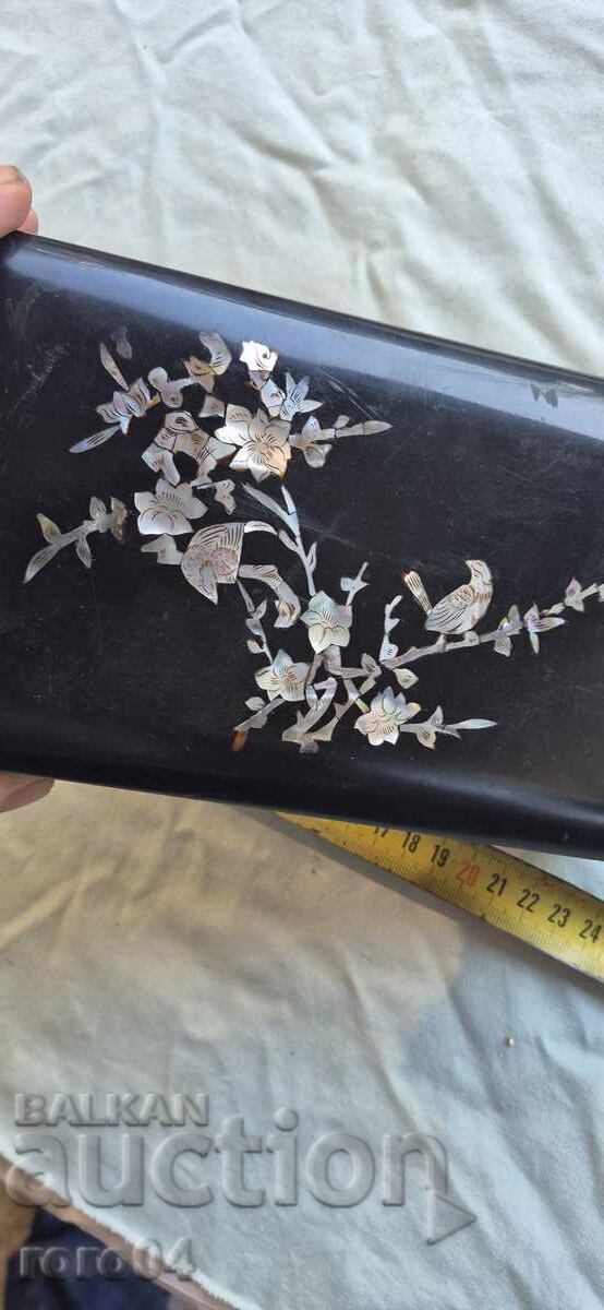 Δημοπρασία ΚΟΥΤΙ - ΜΗΤΕΡΑ ΜΑΡΓΑΡΙΤΑΡΙ - ΞΥΛΟ Δημοπρασία ΚΟΥΤΙ - ΜΗΤΕΡΑ ΜΑΡΓΑΡΙΤΑΡΙ - ΞΥΛΟ