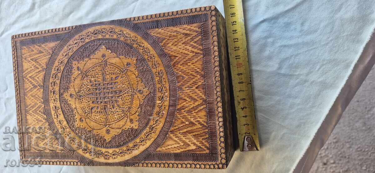 ΠΑΛΙΟ ΞΥΛΙΝΟ ΚΟΥΤΙ - 6 ΠΑΛΙΟ ΞΥΛΙΝΟ ΚΟΥΤΙ - 6