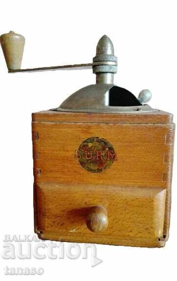 Old French wooden coffee grinder (10.4) Old French wooden coffee grinder (10.4)