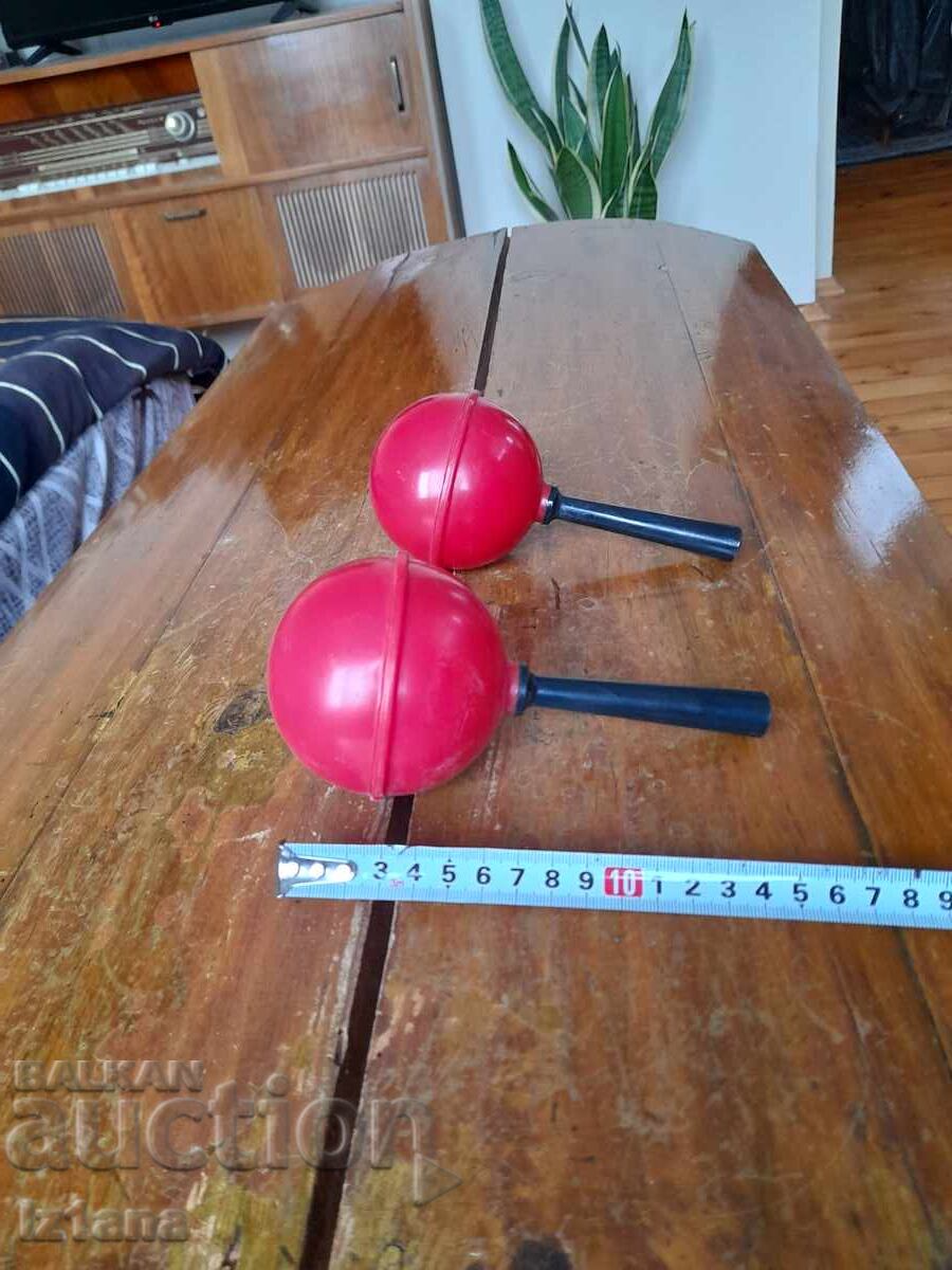 Delivery of Old Maracas, Maracas Delivery of Old Maracas, Maracas