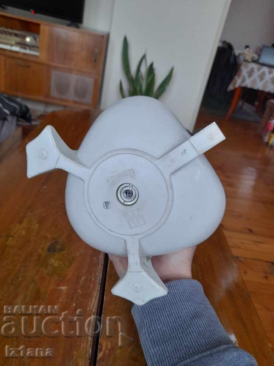 Old siphon Penguin - 5