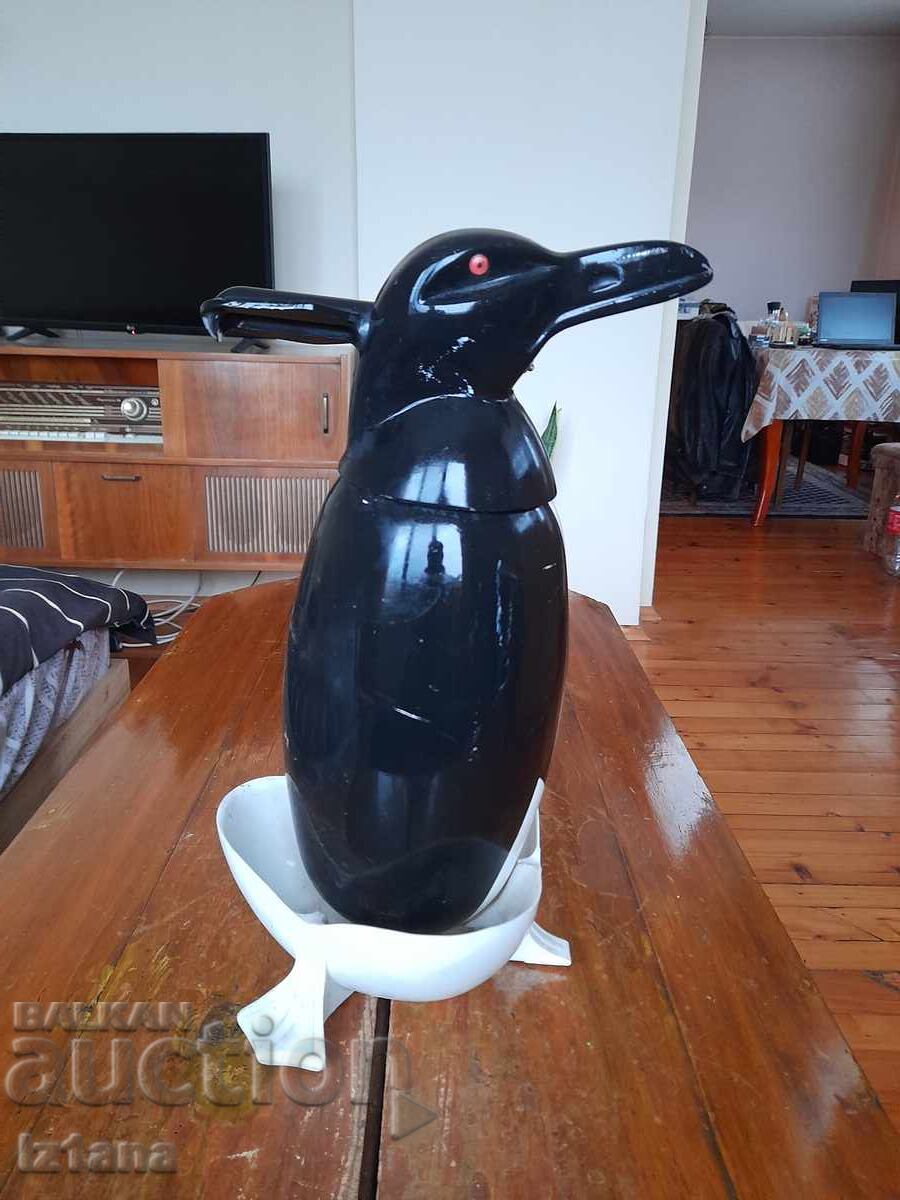 Old siphon Penguin