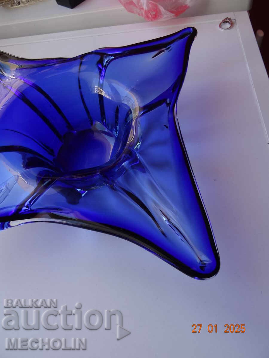 Delivery of OLD COLLECTIBLE MURANO GLASS FRUIT BOWL Delivery of OLD COLLECTIBLE MURANO GLASS FRUIT BOWL