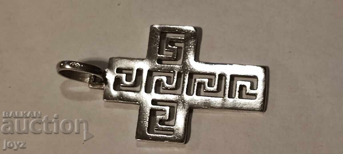 Auction SILVER PENDANT - VERSACE CROSS 4.38 grams/ 925 sterling silver Auction SILVER PENDANT - VERSACE CROSS 4.38 grams/ 925 sterling silver