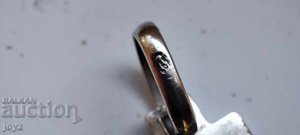 Delivery of SILVER PENDANT - VERSACE CROSS 4.38 grams/ 925 sterling silver Delivery of SILVER PENDANT - VERSACE CROSS 4.38 grams/ 925 sterling silver