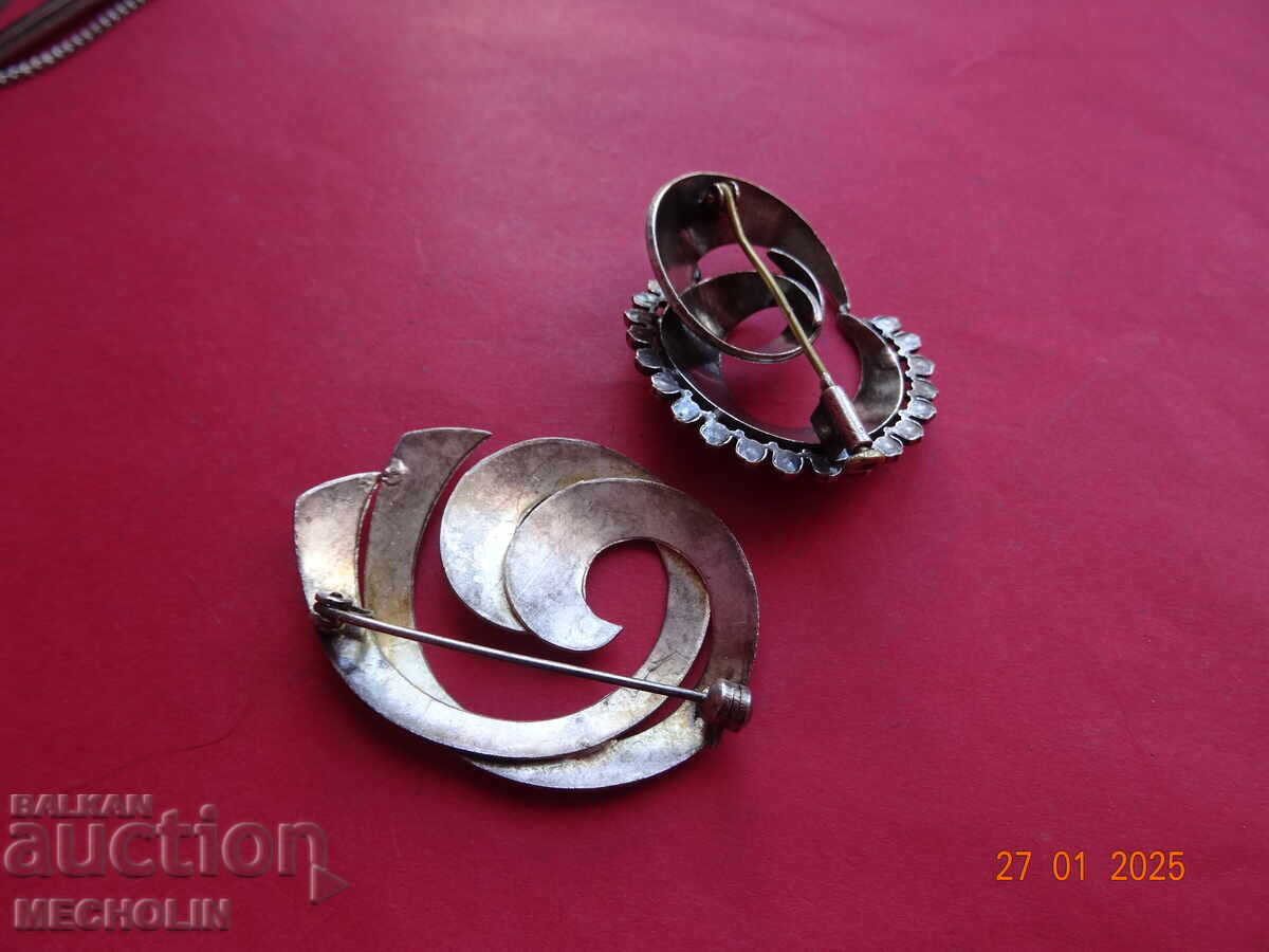 COLLECTIBLE BROOCHES TIE PINS - 5 COLLECTIBLE BROOCHES TIE PINS - 5