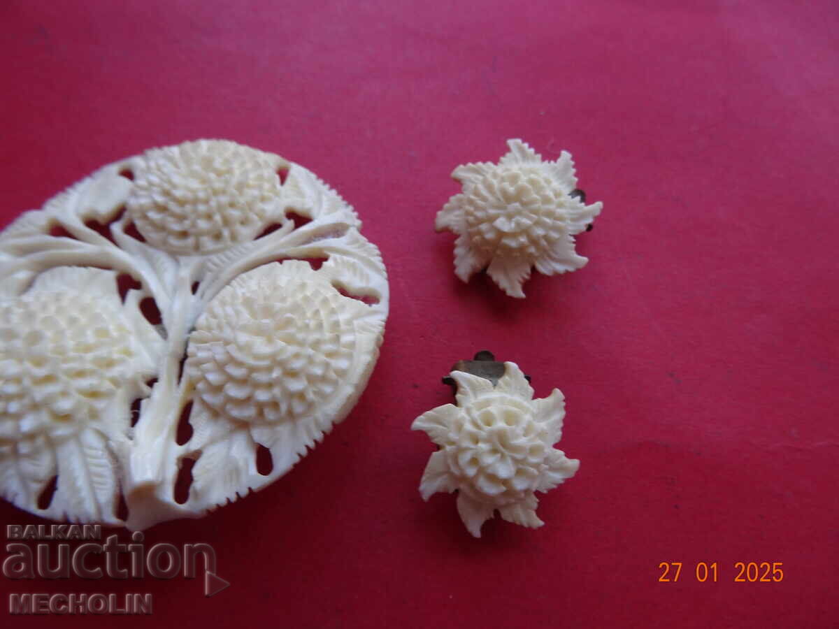 Auction COLLECTIBLE BROOCH WITH EARRINGS Auction COLLECTIBLE BROOCH WITH EARRINGS