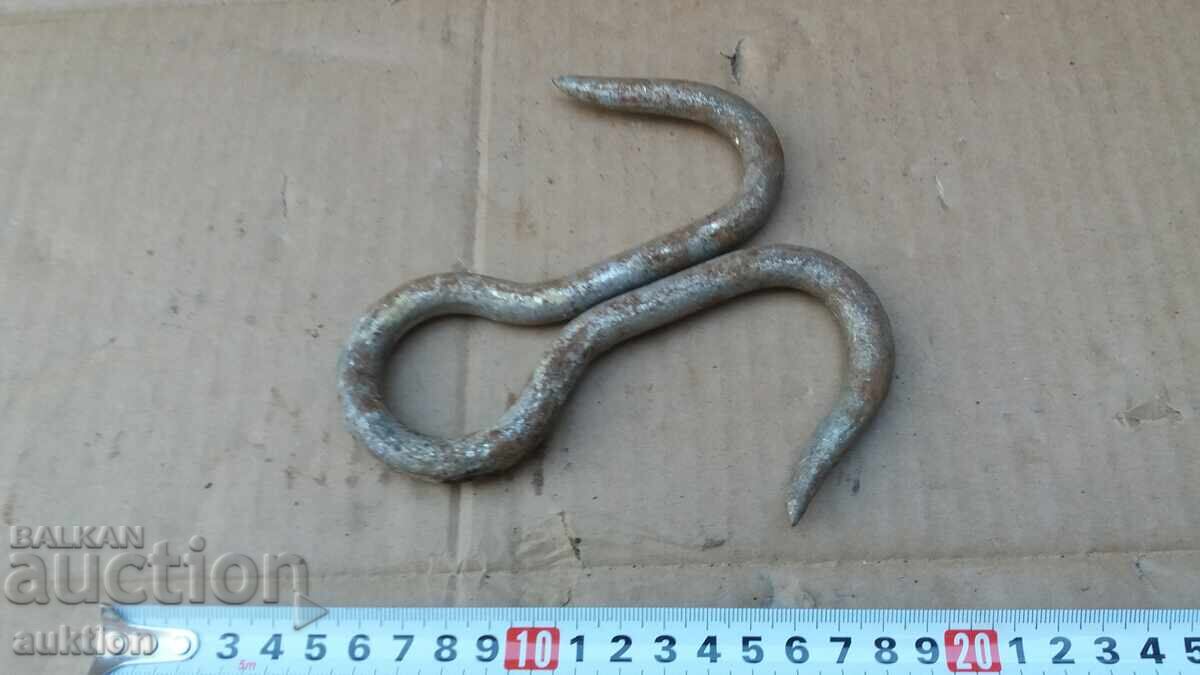 SOLID METAL HOOK, GRAB - 6