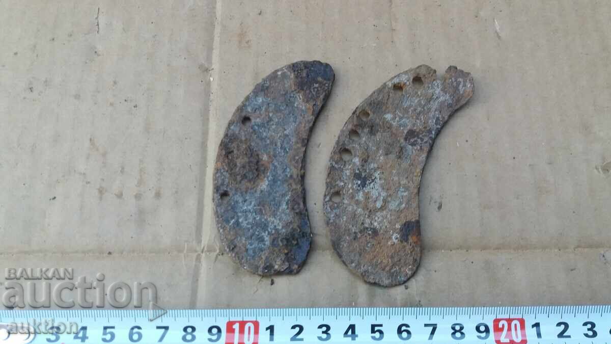 OLD BUFFALO HORSESHOES -2 PCS - 5 OLD BUFFALO HORSESHOES -2 PCS - 5