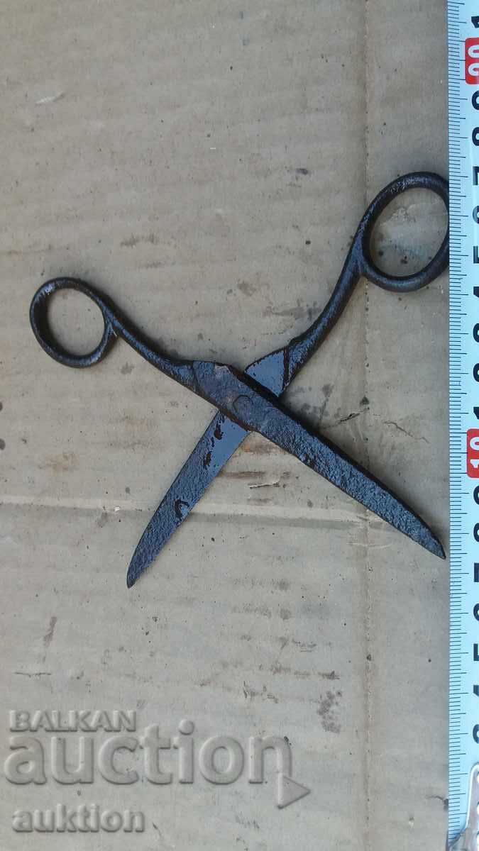 OLD SMALL TAILOR'S SCISSORS, SCISSORS - 7 OLD SMALL TAILOR'S SCISSORS, SCISSORS - 7