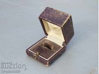 Old jewelry box - ring