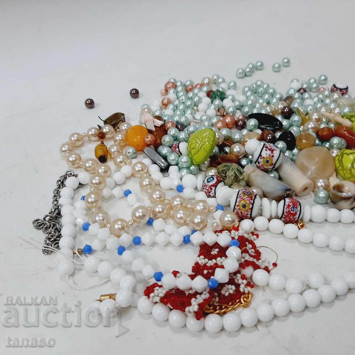 Large lot of beads and stones (10.3) - 5 Large lot of beads and stones (10.3) - 5