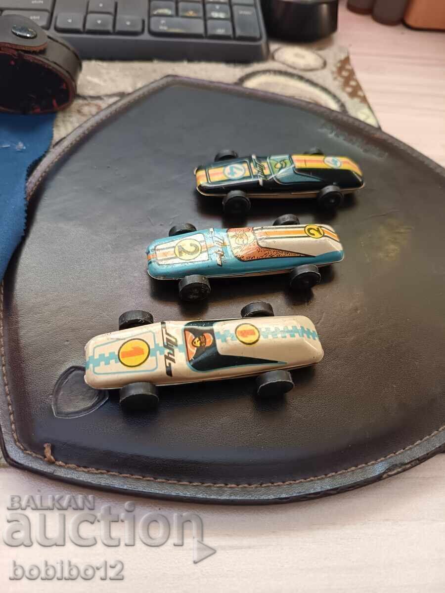 o mulțime de cărucioare metalice cu preț € 30.00 | 58.67 BGN o mulțime de cărucioare metalice cu preț € 30.00 | 58.67 BGN