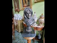 Great antique French bronze bust