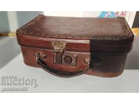 Raritate!!!Valiza mică din piele antică