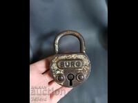 OLD MASSIVE PADLOCK BRAND BURG