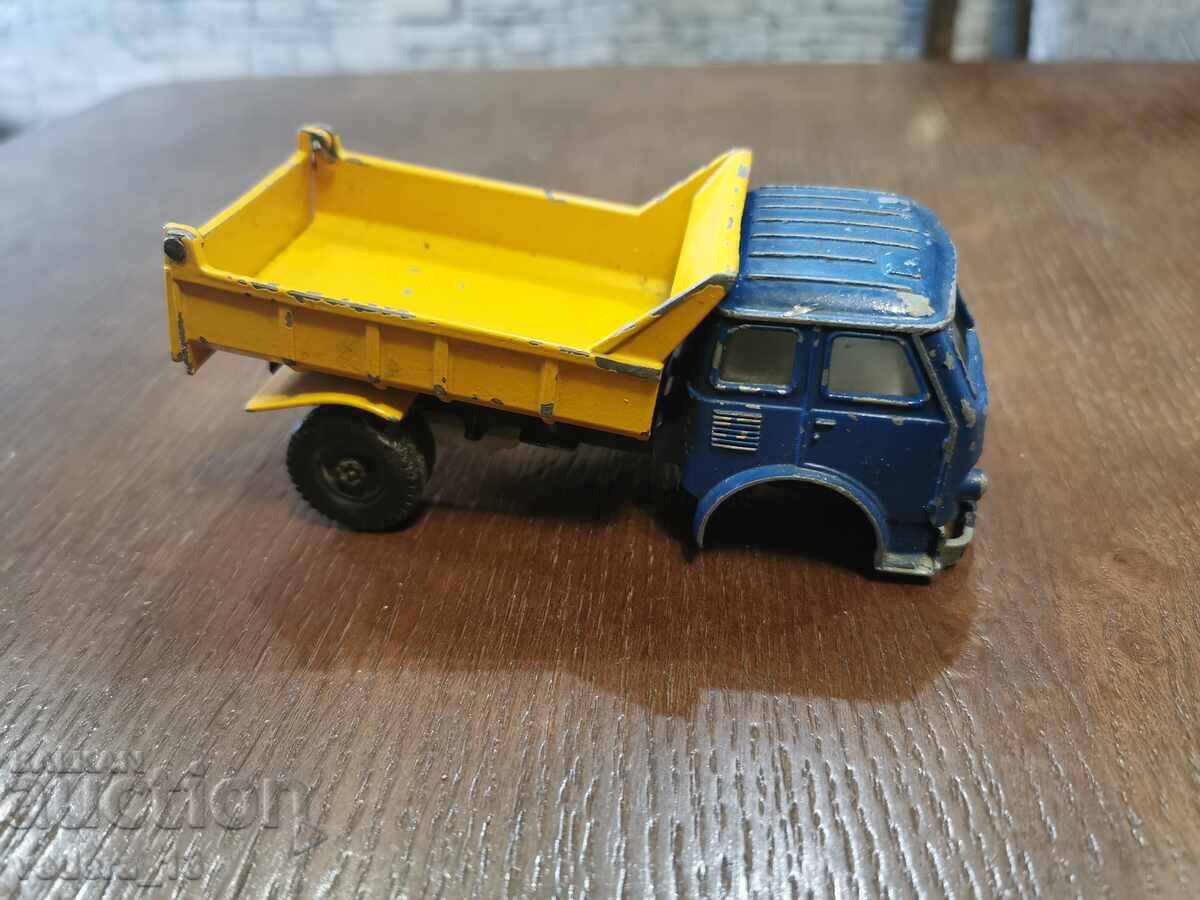 Auction COLLECTOR'S TROLLEY Auction COLLECTOR'S TROLLEY