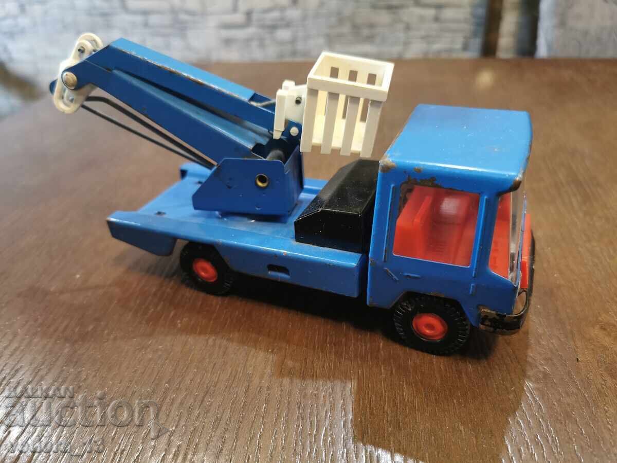 Auction COLLECTOR'S TROLLEY Auction COLLECTOR'S TROLLEY