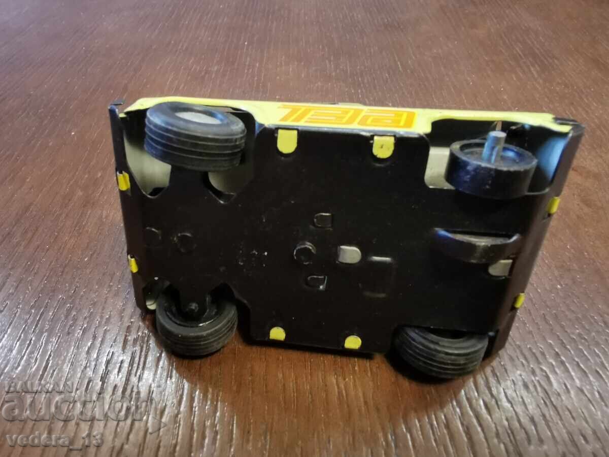 Delivery of COLLECTOR'S TROLLEY Delivery of COLLECTOR'S TROLLEY