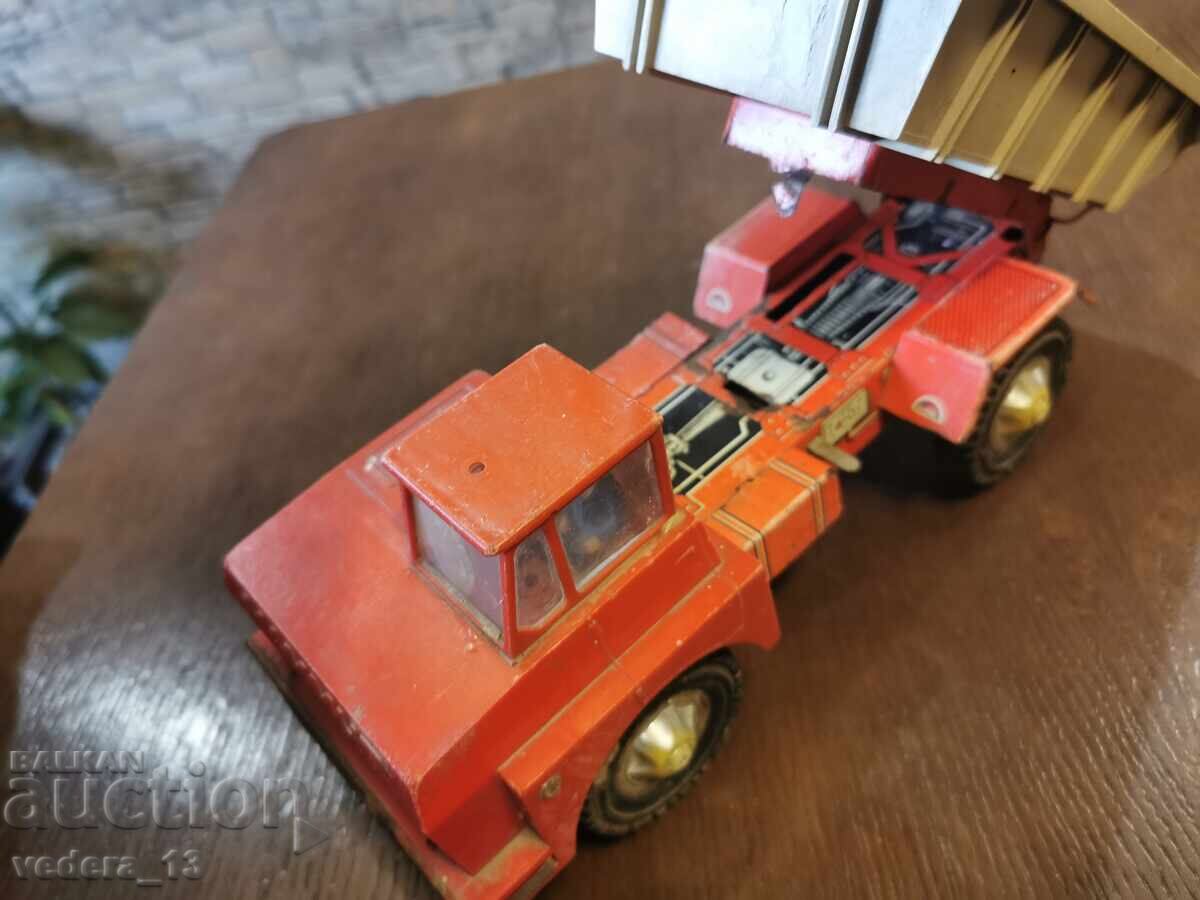 Delivery of COLLECTOR'S TROLLEY